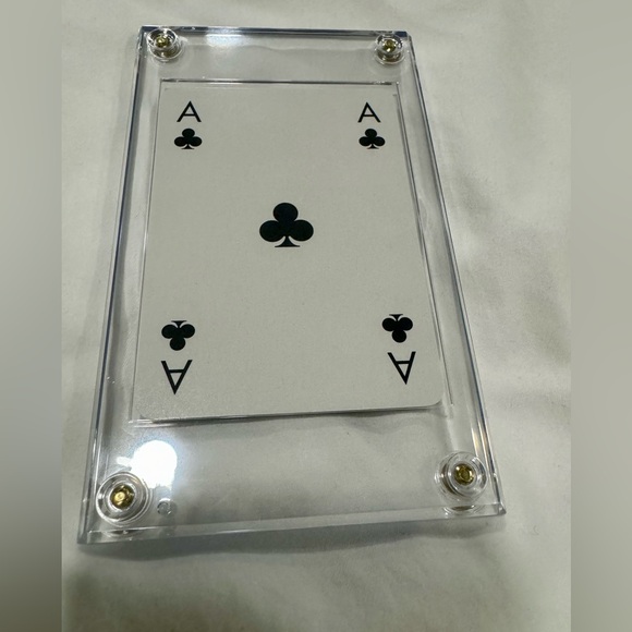 ✨Gucci Playing Card in Case✨ - Picture 2 of 2